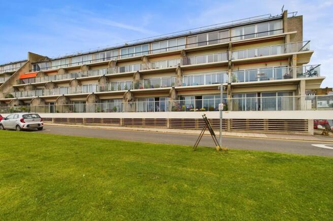 CAM01085G0-PR0368...