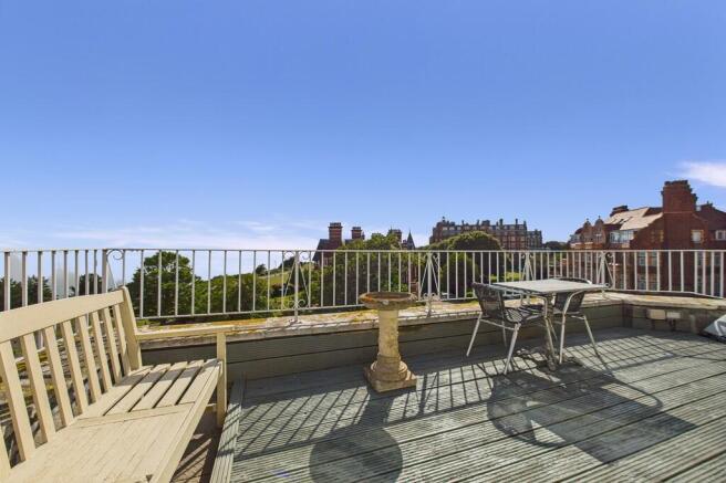 CAM01085G0-PR0593...