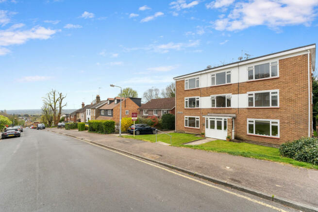 New Apartments On Russell Road with Best Building Design