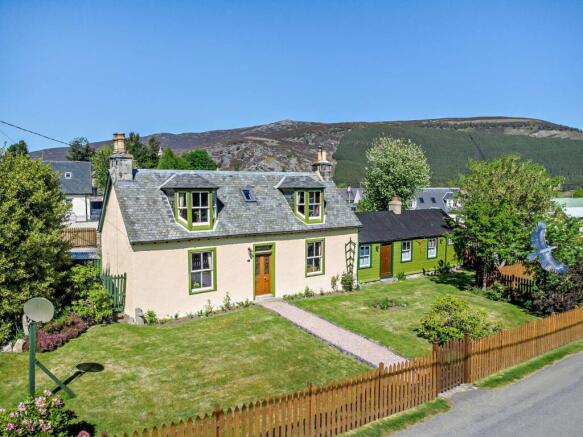 Daisy Bank