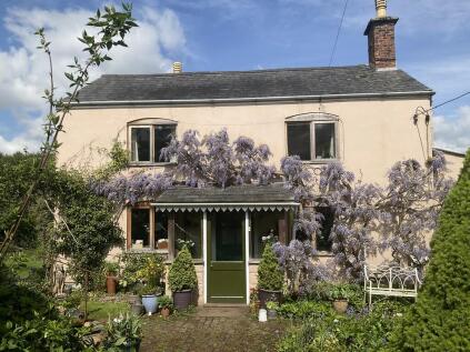 Upton Bishop, Country Cottage, Extensive Gardens & Paddock