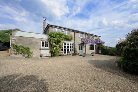 Nr Ross-on-Wye, Established Gardens & Tennis Court