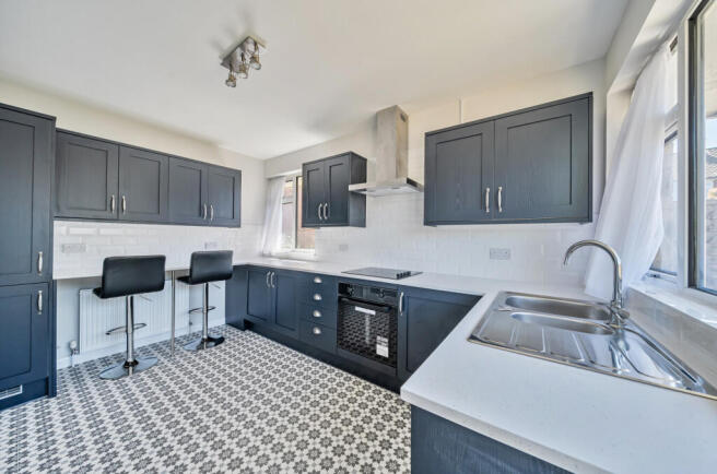 1295023-9-6827487...