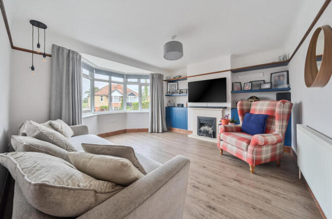 1339621-15-68a5d9...