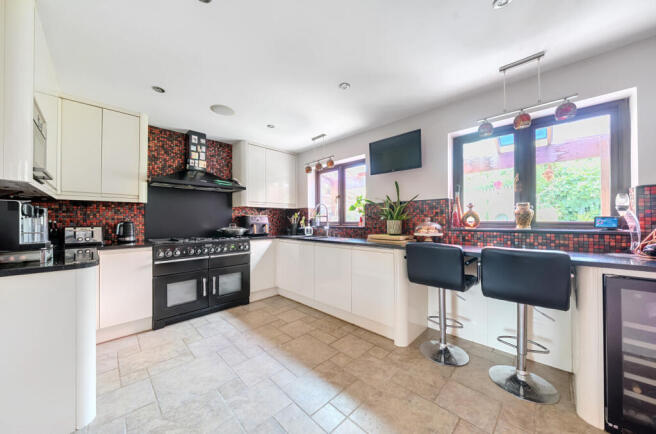 1342967-10-68a746...