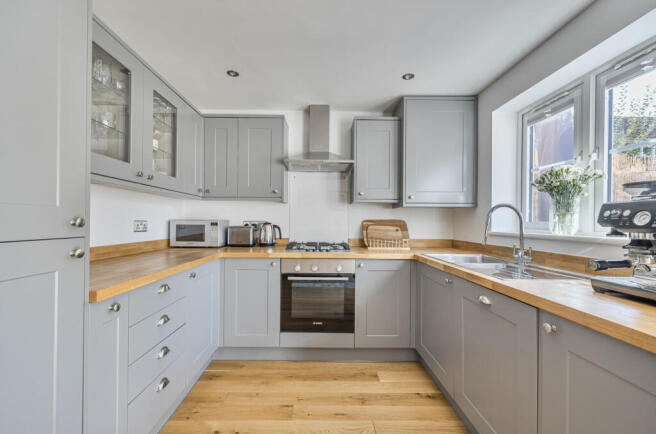 1358841-15-68d164...