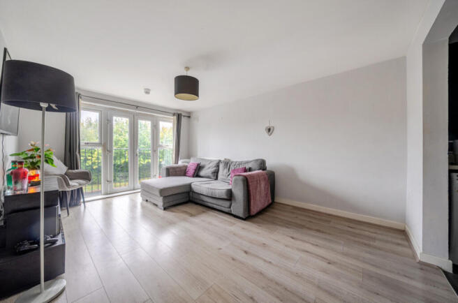 1361936-7-68dfa9d...