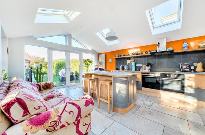 1380190-8-69120ae...