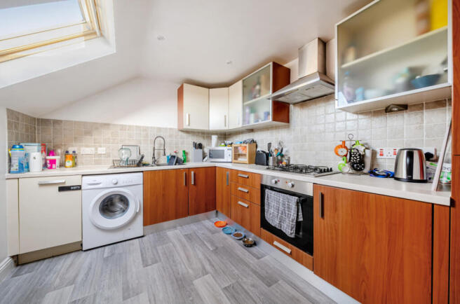 1385542-1-692997a...