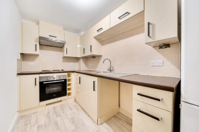 1375568-13-6904a3...