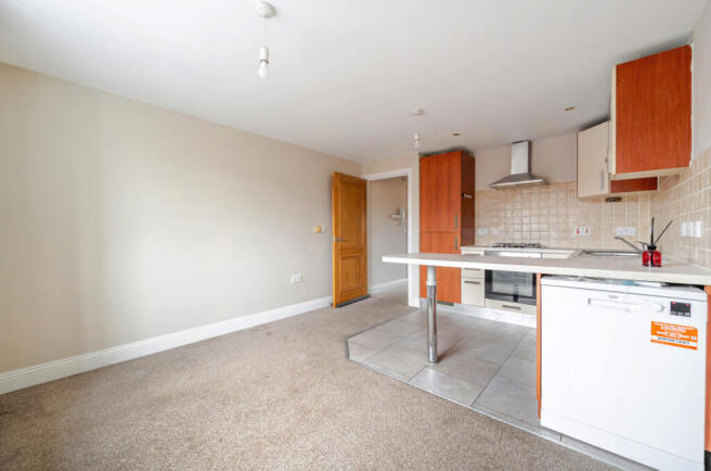 1385900-22-692829...