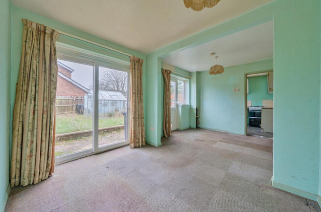 1395249-7-694a862...