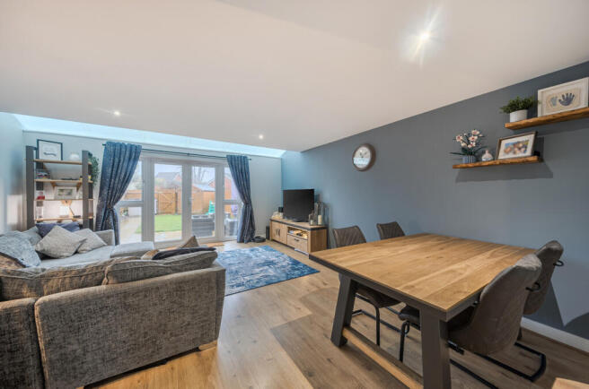 1403780-25-6970c6...