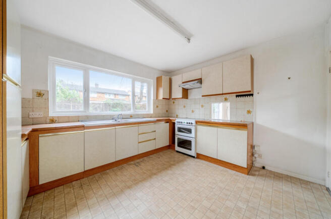 1404305-9-697200a...