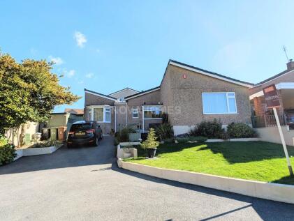 Davenham Close, Roborough, PL6 6BT