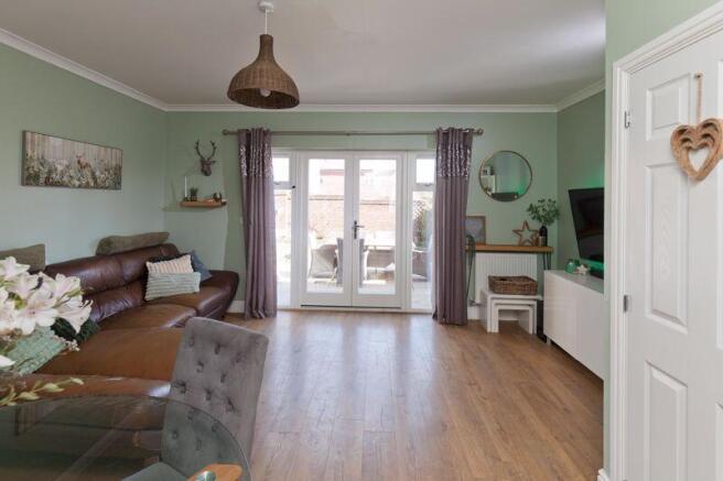 Sitting/Dining Room