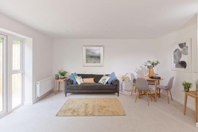 Sitting/Dining Room