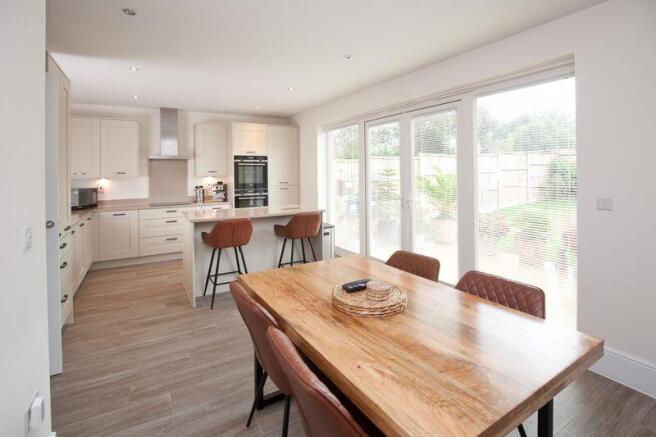 Kitchen Breakfast Room