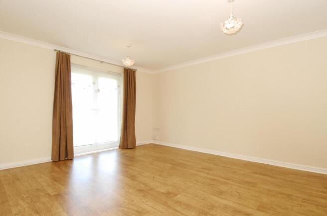 7 Oakhanger Lounge.J