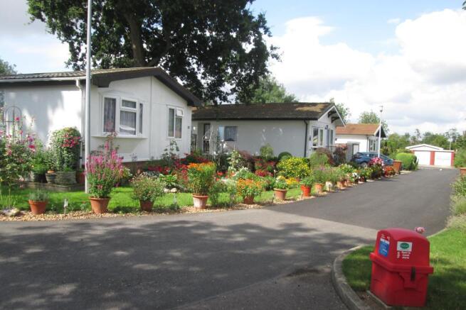 2 bedroom park home for sale in bury st. edmunds, suffolk