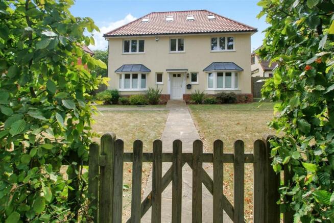 2025-08-22 12.31.21.jpg