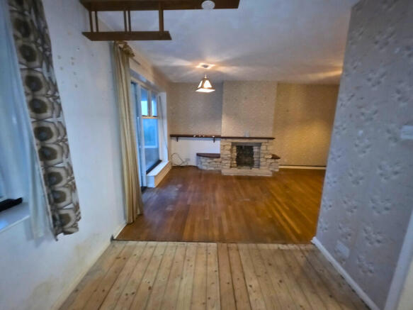 393f2f13-41b9-4fa...