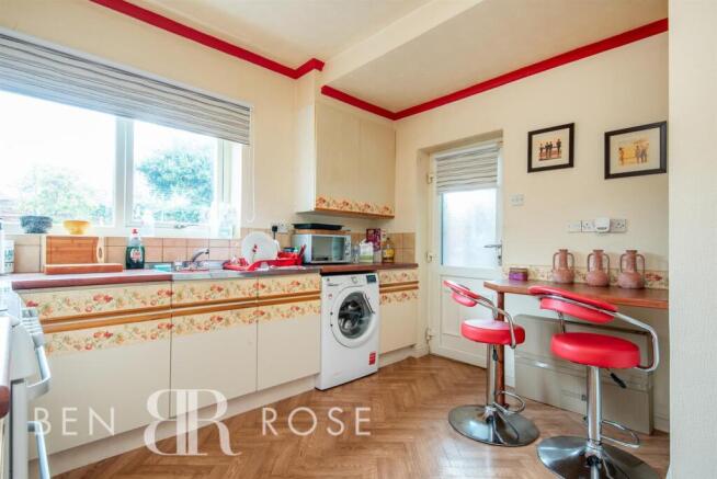 Kitchen/Breakfast Room