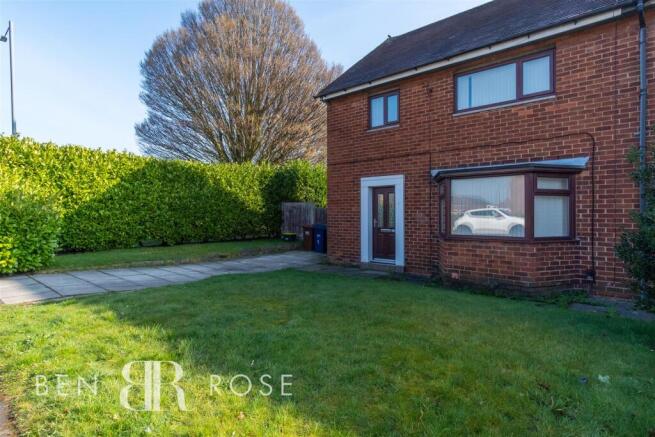 Front Garden/Drive