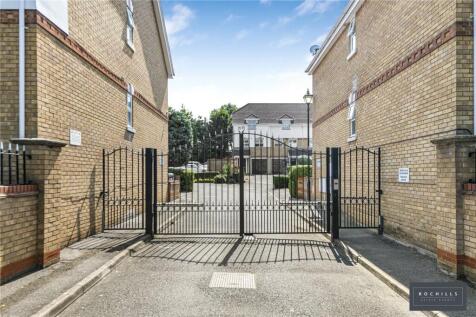 Lyster Mews, Cobham, Surrey, KT11