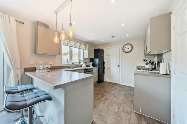 Kitchen / Dining Room