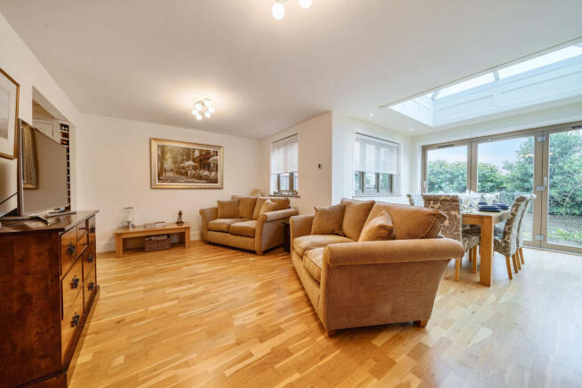 Living / Dining Room