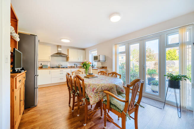 Kitchen / Dining Room