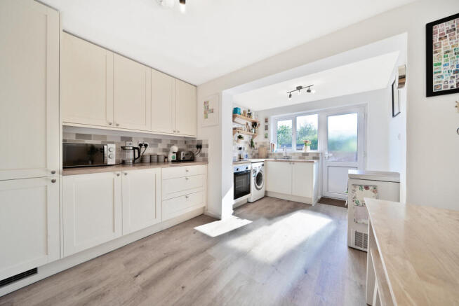 Kitchen / Breakfast Room