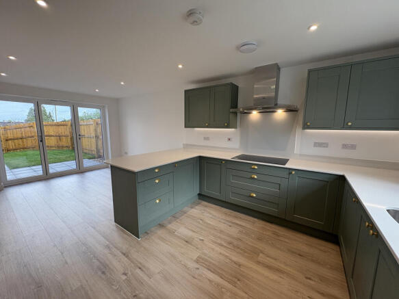 Kitchen / Dining Room