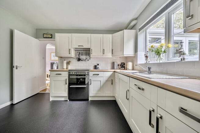 Kitchen / Breakfast Room