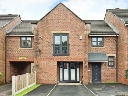 Bury - 4 bedroom town house for sale
