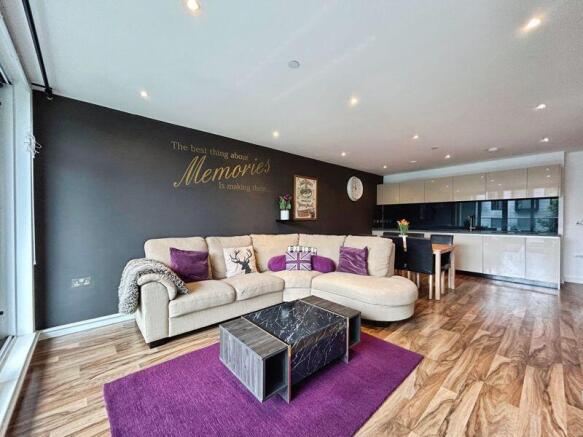 Living Room/ Kitchen/ Diner 