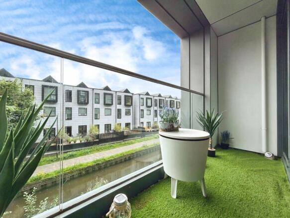 Balcony/ Views