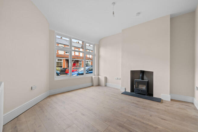 36 Hewitt street-...