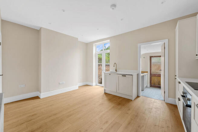 36 Hewitt street ...