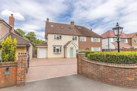 Norwood Lane, Iver, SL0