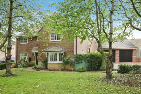 Peter Fursman Drive, Crick, Northampton