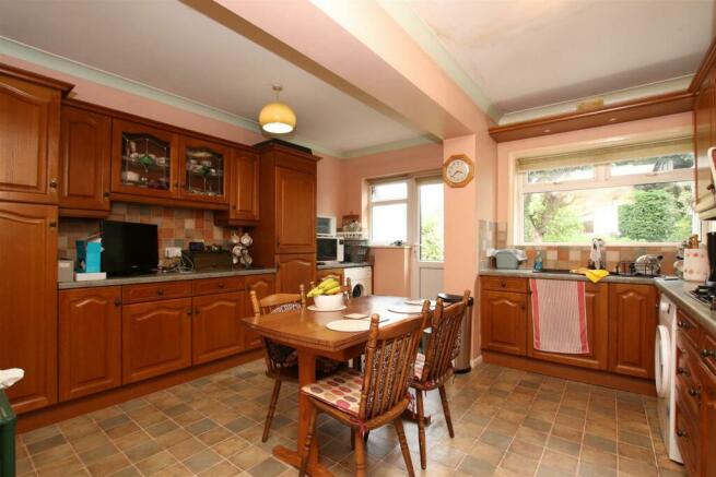 Kitchen Breakfast Room.JPG