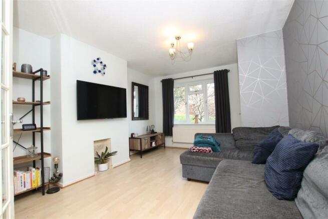 Living Room.JPG