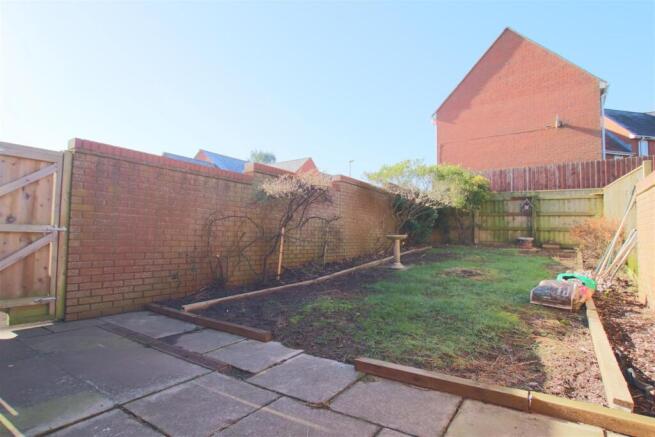 Rear Garden_.JPG