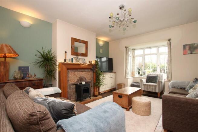 Living Room.JPG