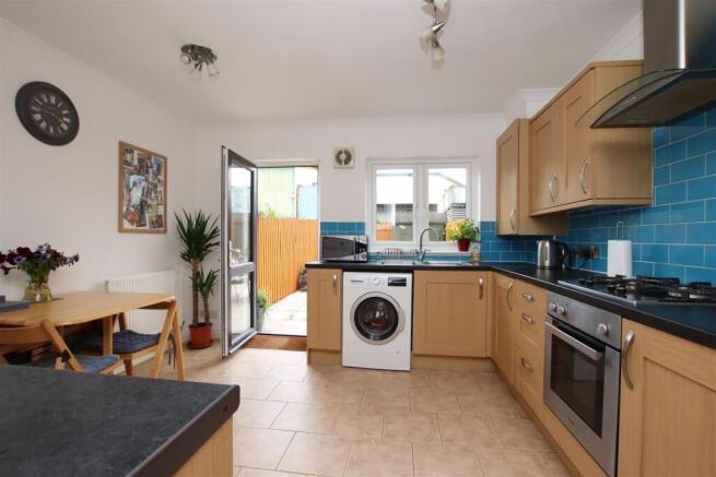 Kitchen.JPG