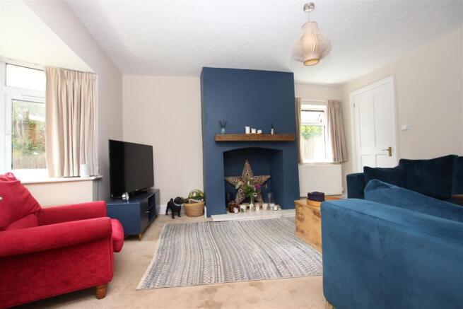 Living Room.JPG