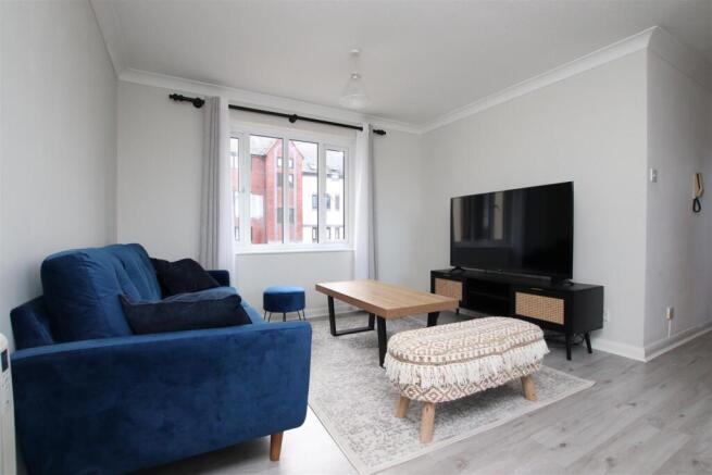 Living Room..JPG