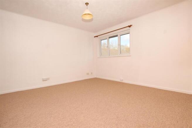 Living Room.JPG